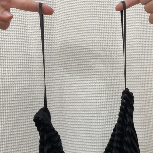 Women’s SHEIN polka dot mesh one-shoulder black velvet blouse. Size M. - Picture 9 of 13